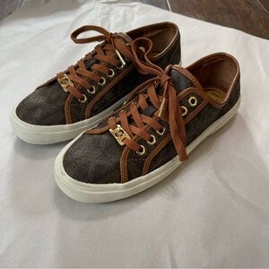 Michael Kors women’s Brown lace up sneakers logo designer